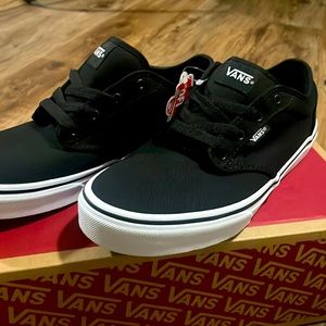 Vans Atwood